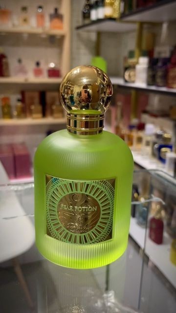 Pear potion by Paris Corner